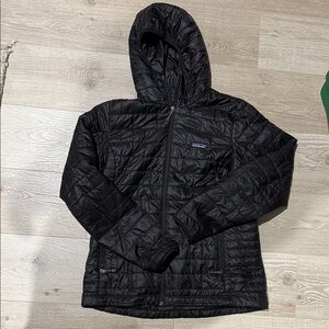 Patagonia Women's Black Nano Jacket